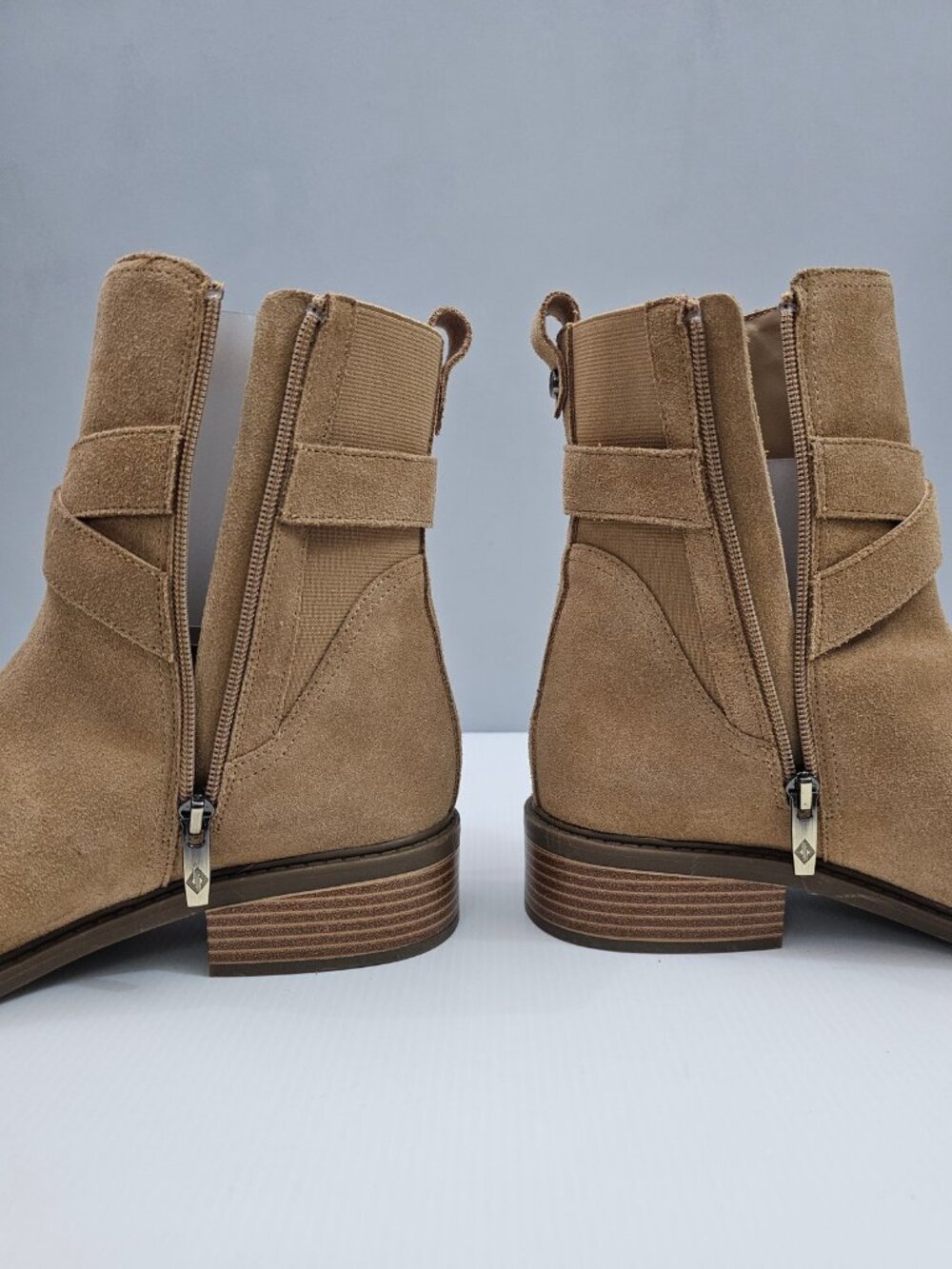 Donald Pliner Mathilda Moto Ankle Boot Womens 9.5 Camel Brown Suede Buckle Strap - Picture 4 of 15